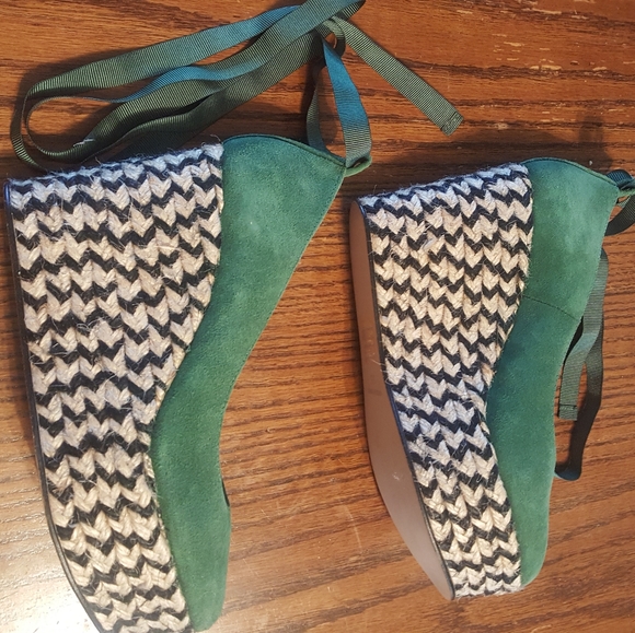 Free people Charade espadrille wedges.  Size 38. - Picture 2 of 5